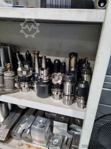 Universeel bewerkingscentrum DECKEL MAHO DMC 60hi-dyn 5 axes