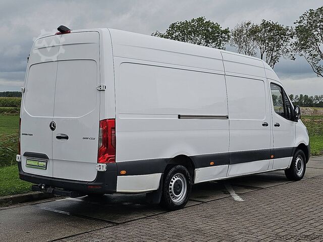 Bestelauto MERCEDES-BENZ SPRINTER 315 L3H2 Automaat MBUX