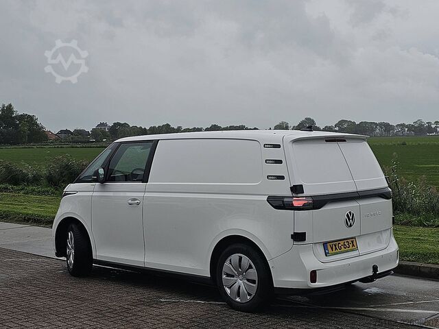 Stationvogn med højt tag VW ID.BUZZ CARGO wltp 424 kms