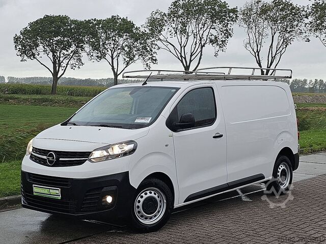 Carrinha de tejadilho alto OPEL VIVARO 1.5 L2 NAP Euro6 Navi!