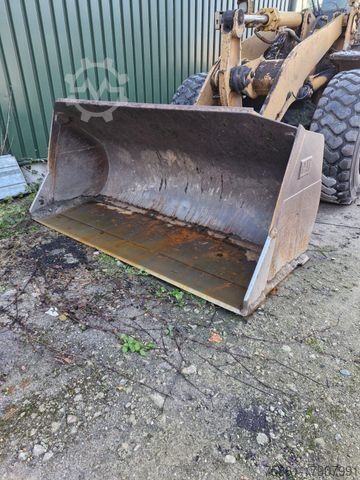 Radlader CATERPILLAR 938G