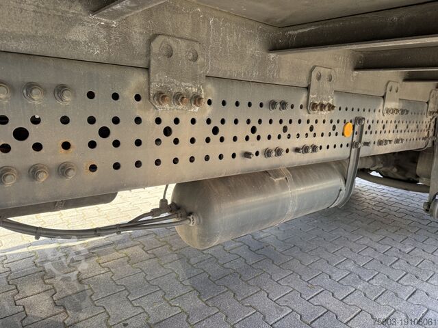 Autolaadkraan Mercedes-Benz Actros 1827 Kran Palfinger PK 9002