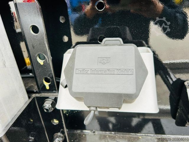 Kippers oplegger KEMPF SKM 36/3 SR-Membran Stahl Halbrundmulde 50m³