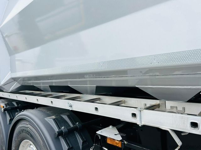 Tipper semitrailer KEMPF SKM 36/3 SHL-Light 3-Achs Stahl Kipper 51m³