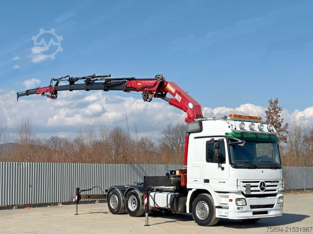 Jeřáb na nákladním automobilu MERCEDES-BENZ ACTROS 2548* Sattelzugmaschine* HMF 3622 K4/FUNK