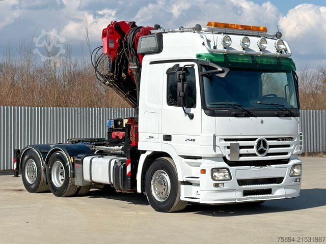 Jeřáb na nákladním automobilu MERCEDES-BENZ ACTROS 2548* Sattelzugmaschine* HMF 3622 K4/FUNK