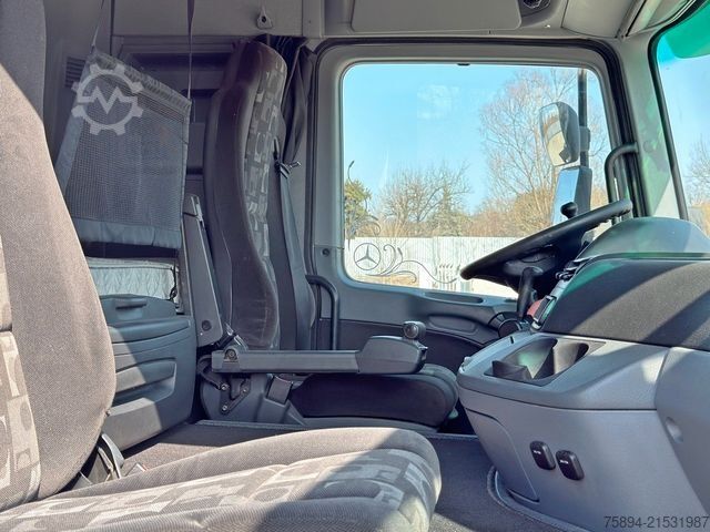 Jeřáb na nákladním automobilu MERCEDES-BENZ ACTROS 2548* Sattelzugmaschine* HMF 3622 K4/FUNK