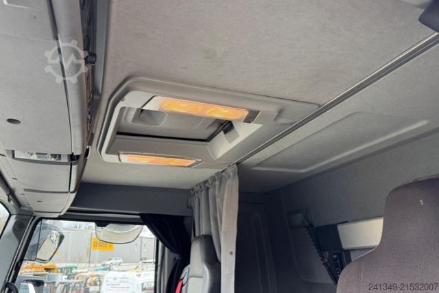 Standard tractor unit RENAULT C520 4x4H Hydraulik & Kompressor GHH