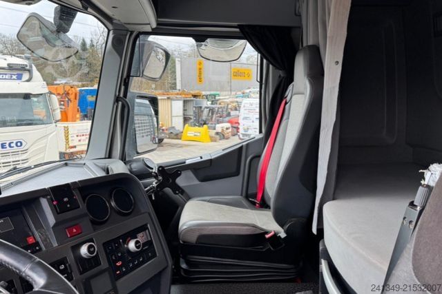 Standard tractor unit RENAULT C520 4x4H Hydraulik & Kompressor GHH