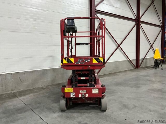 Aerial platform JLG 2646E