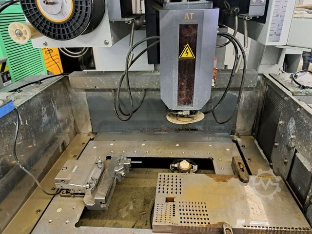 Drátová elektroerozivní řezačka Mitsubishi NA 1200 ESSENCE