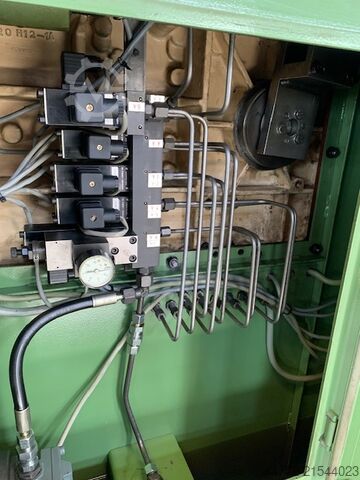 Máquina de afiação automática para serras circulares HM VOLLMER CHC 28 H