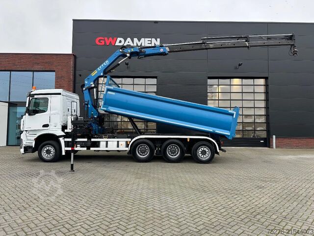 Camion-benne avec grue Mercedes-Benz Arocs 3243 8x4 Tridem Kipper/Kraan Euro 6