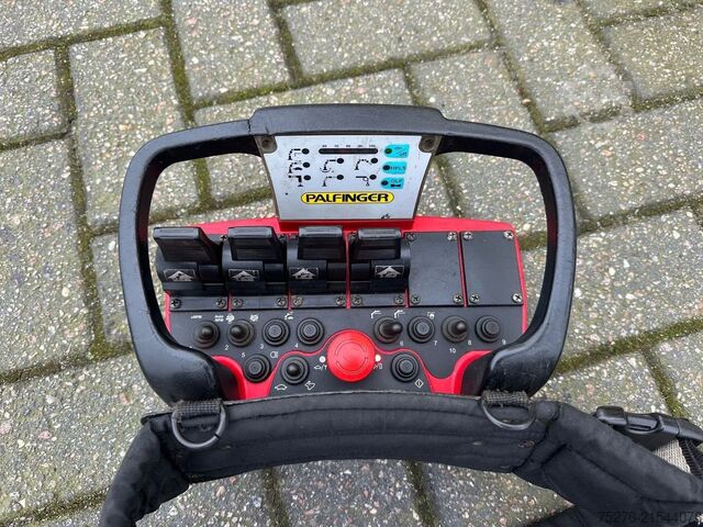 Standaard-SZM DAF XF 105 410 6x2 Palfinger PK 20002 + Tracon Trailer