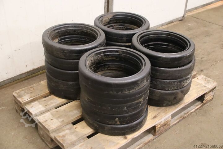 Solid rubber tires unbekannt Ø 400 x 75 mm