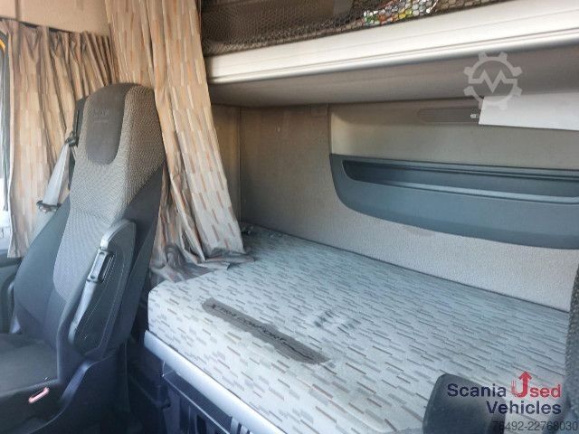 Trattore stradale volumetrico DAF XF 460 FT Space Cab Low deck