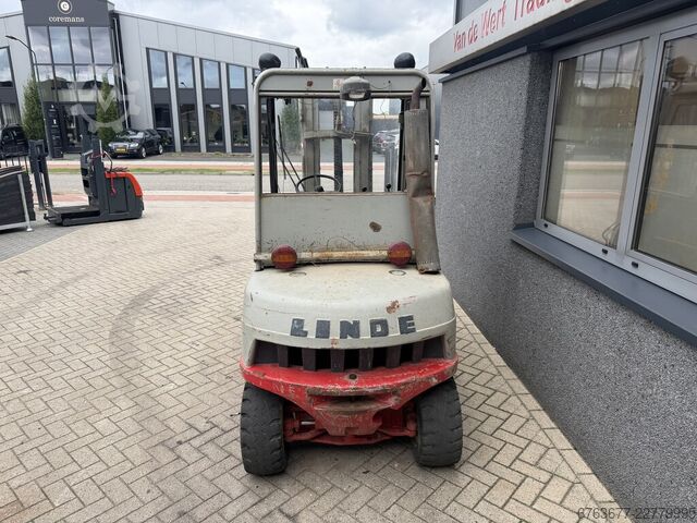 Linde H30D, duplex 3150 mm, 3. funkce, 3válcový vzduchem chlazený DIESEL LINDE H30D duplo315 3e functie 3 cilinder luchtgekoeld DIESEL