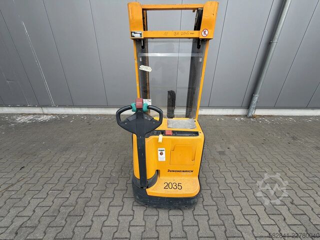 Elektrische palletstapelaar met dissel JUNGHEINRICH EJC214