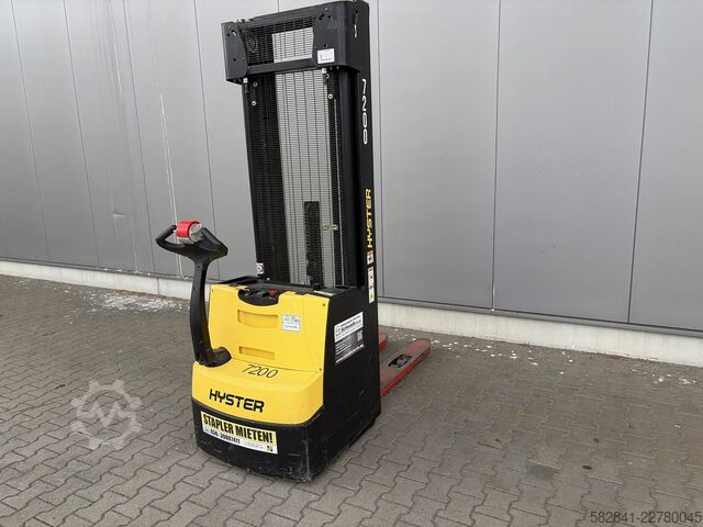 Elektrische palletstapelaar met dissel HYSTER S1.4