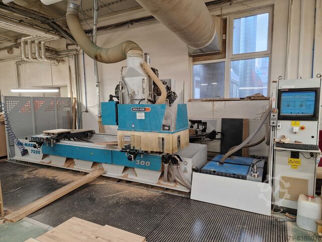 Centrul de prelucrare CNC cu jet de apă pe 3 axe HOLZ-HER UNI-MASTER 7226