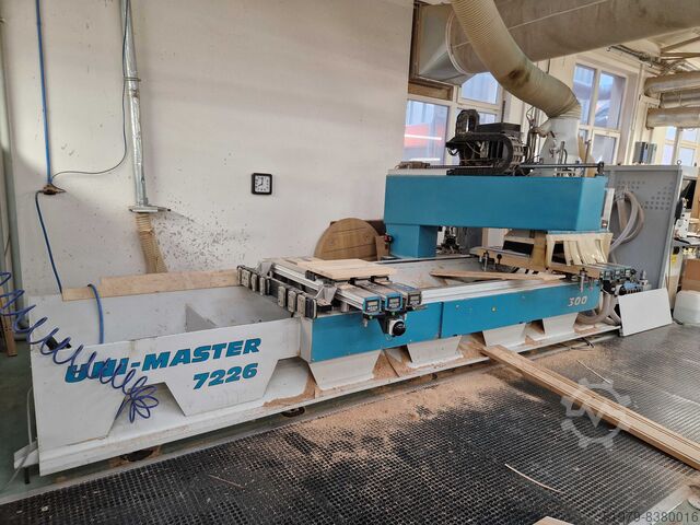Centrul de prelucrare CNC cu jet de apă pe 3 axe HOLZ-HER UNI-MASTER 7226