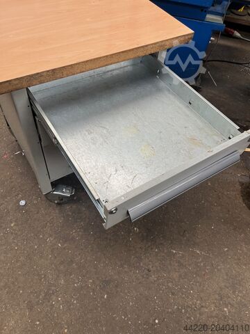 Skříňka na nářadí