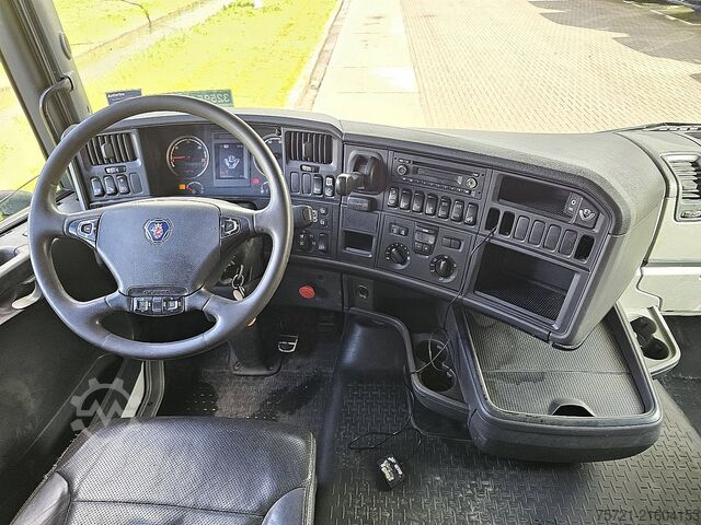 Tipper SCANIA R560 8X4 V8 RET. STEEL