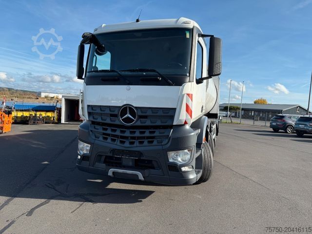 Vuilniswagen MERCEDES-BENZ Arocs 3236 8x2 Faun Rotopress 525 C Delta Lift