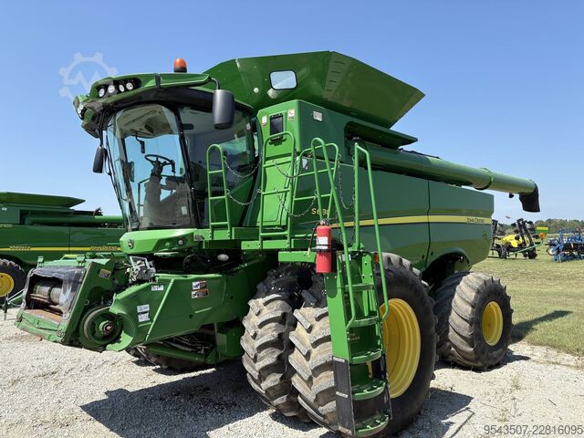 Kombajn sklízecí John Deere S680