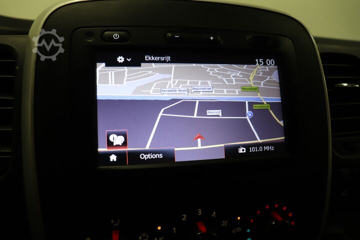 Fourgonnette Renault Trafic 1.6 dCi 122PK L2 EURO 6 - Airco - Navi -...