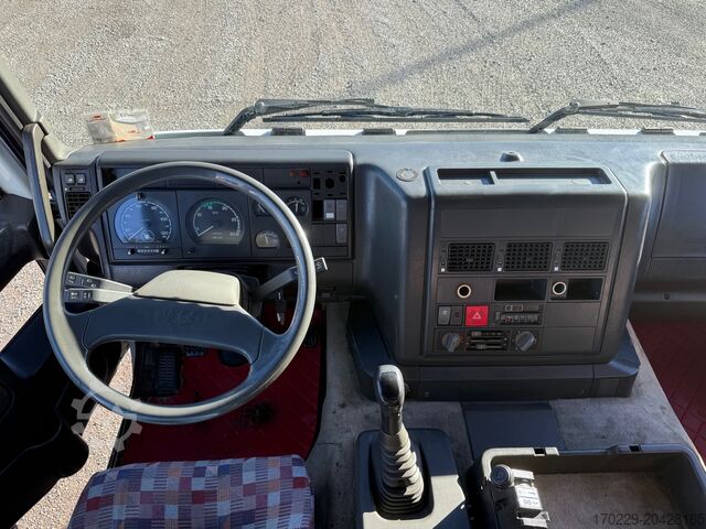 Kiper sa dizalicom IVECO EUROTECH 180E34