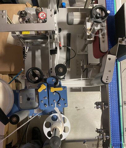 Bottle filling and capping machine LOWA GmbH Abfüll- und Verschließsysteme Verschließmaschine WK12-17