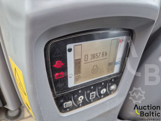 Pelle sur chenilles Kubota KX080-4a2