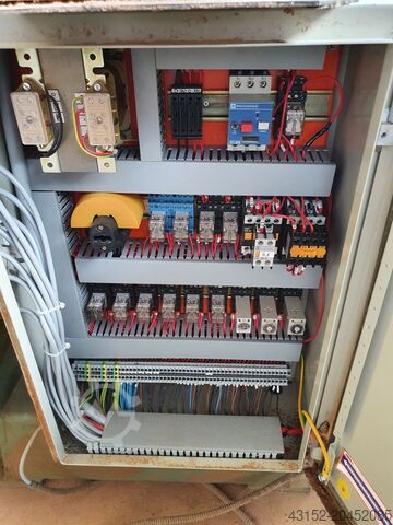 Lamellaprés redőnygyártáshoz Italpresse Program/30