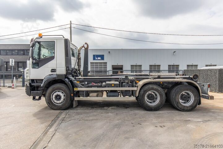 Hook arm system IVECO TRAKKER 410 - 121 499 KM