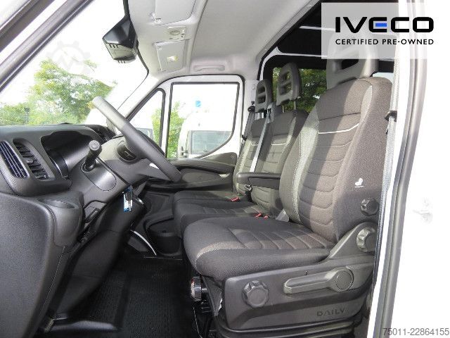 Dodávka s vysokou střechou IVECO Daily 35C21A8V 6-Sitzer, Klima, LED, ACC, AHK