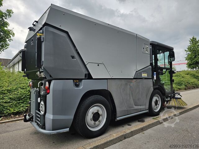 Sweeper Kärcher MC250