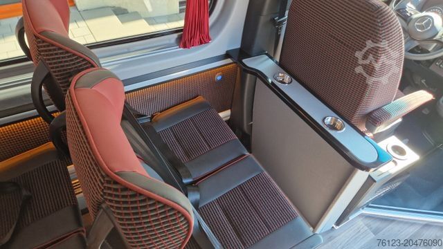 Kleinbus MERCEDES-BENZ 2 x 517 Lord Comfort XXL Lagerfahrzeug 23 SS