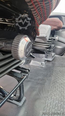 Minibusz IVECO Daily C35 M1 9 Sitzer sauberes Fahrzeug