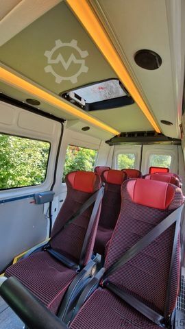 Kleinbus IVECO Daily C35 M1 9 Sitzer sauberes Fahrzeug