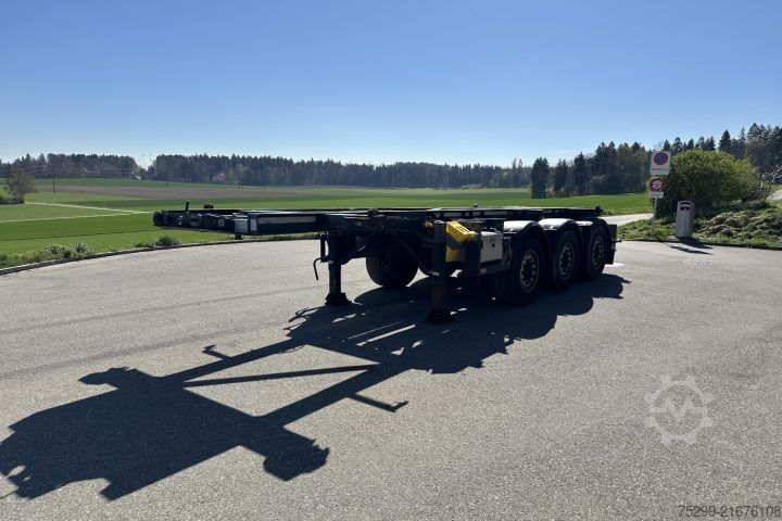 Ladskifteanhænger Schwarzmüller SPA 3/E Containertransport / Swiss-Vehicle