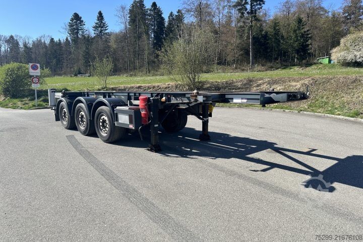 Ladskifteanhænger Schwarzmüller SPA 3/E Containertransport / Swiss-Vehicle