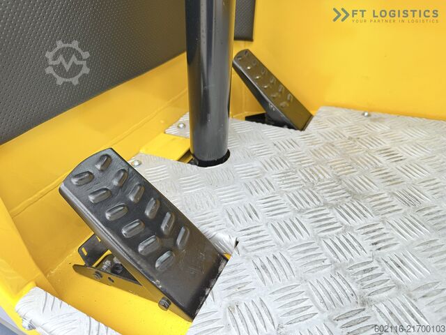 Stivuitor cu patru direcții Combilift C4000 GAS DUPLEX 4600 FREE-LIFT CABIN