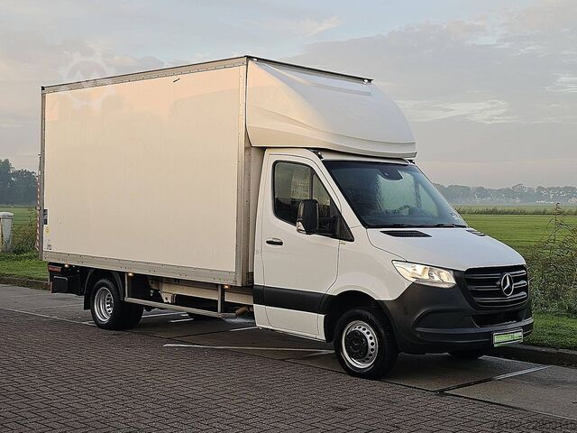 Valigia MERCEDES-BENZ SPRINTER 516 Bakwagen Laadklep!