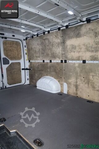 Kastenwagen Volkswagen Crafter 2.0 TDI 30 KASTEN KAMERA,KLIMA,DAB,AHK