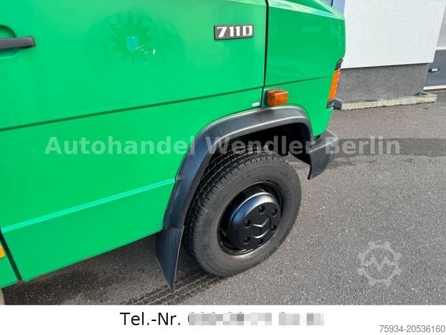 Otros MERCEDES-BENZ 711D/ 609D lang/hoch Servo/Standh/ H-Gutachten