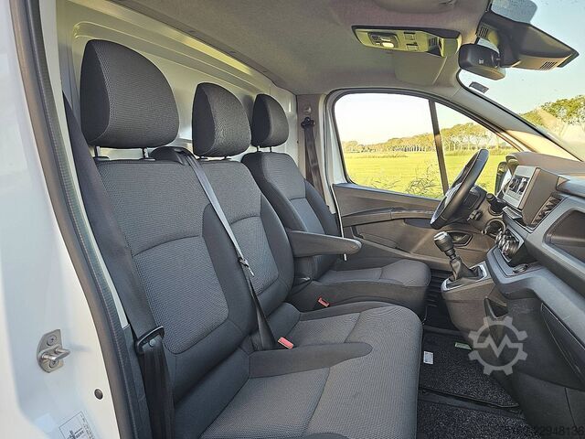 Bestelauto RENAULT TRAFIC 2.0 DCI L2H1 Camera 136pk!!