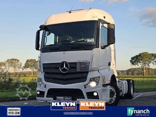 Standaard trekker MERCEDES-BENZ ACTROS 1843