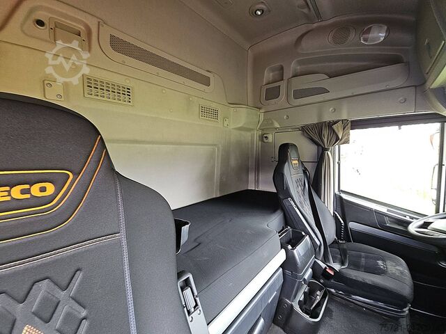 Standaard trekker IVECO AS440S40 STRALIS