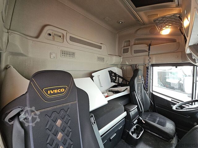 Standaard trekker IVECO AS440S46 STRALIS